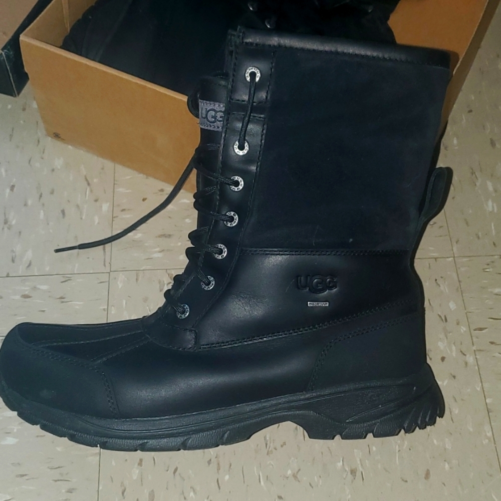 Men Ugg boots